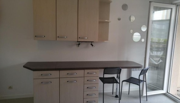 Logement tudiant Studio à Jou ls Tours (37300)