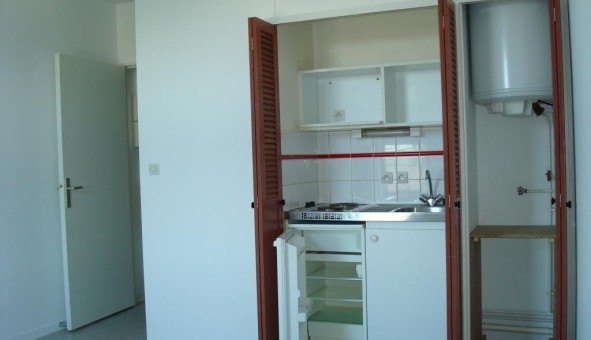 Logement tudiant Studio à Jou ls Tours (37300)