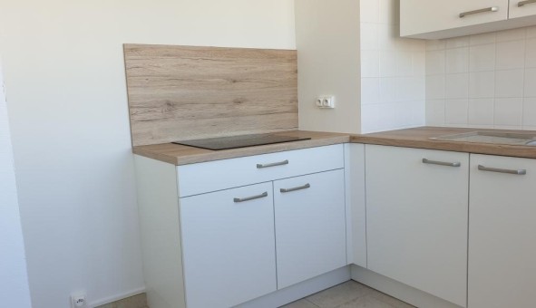 Logement tudiant Studio à Jou ls Tours (37300)