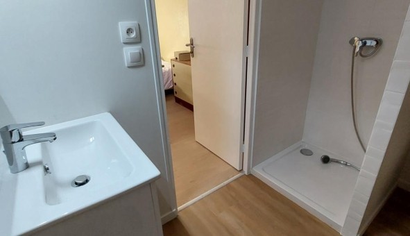 Logement �tudiant Studio &agrave; Jou� l�s Tours (37300)