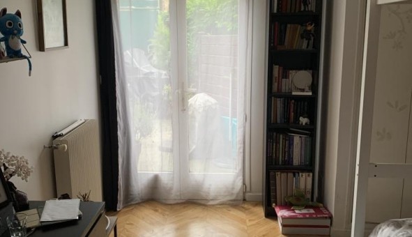 Logement tudiant Location Studio Vide Jouy le Moutier (95280)