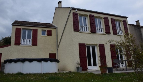 Logement tudiant Studio à Jouy le Moutier (95280)