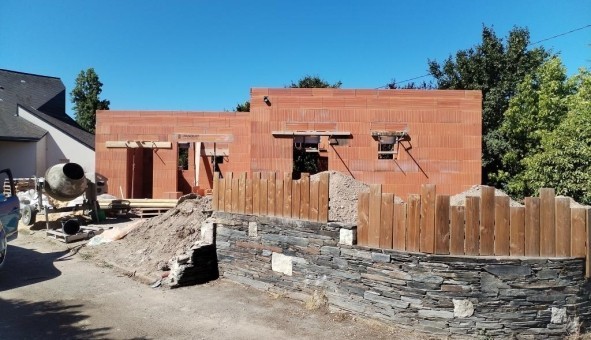 Logement tudiant Studio à Juign sur Loire (49610)