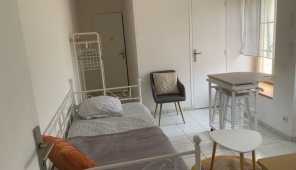 Logement �tudiant Location Studio Vide Juign� sur Loire (49610)