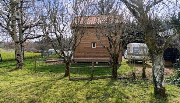 Logement tudiant Studio à Jumilhac le Grand (24630)