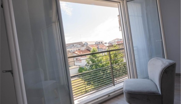 Logement tudiant Location Studio Vide Juvisy sur Orge (91260)