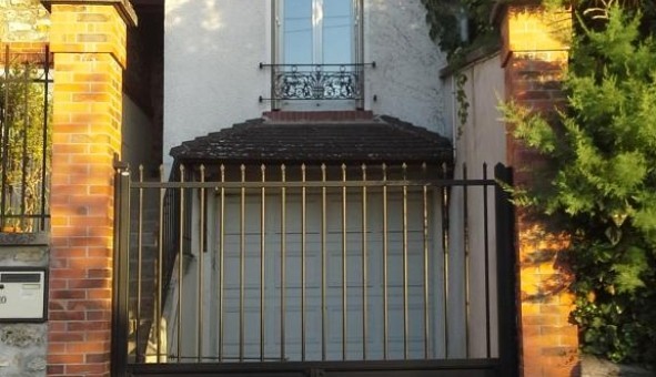 Logement tudiant Location Studio Vide Juvisy sur Orge (91260)