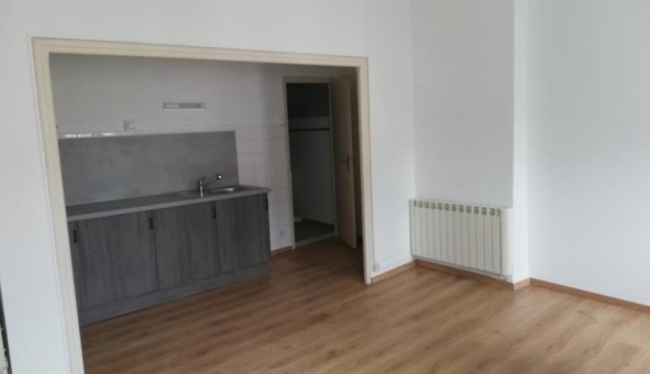 Logement tudiant Studio à L'Aiguillon (09300)
