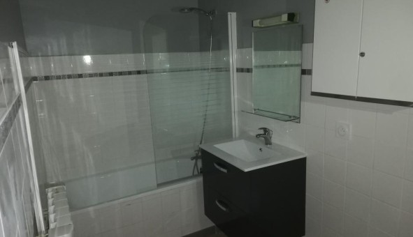 Logement tudiant Studio à L'Aiguillon (09300)