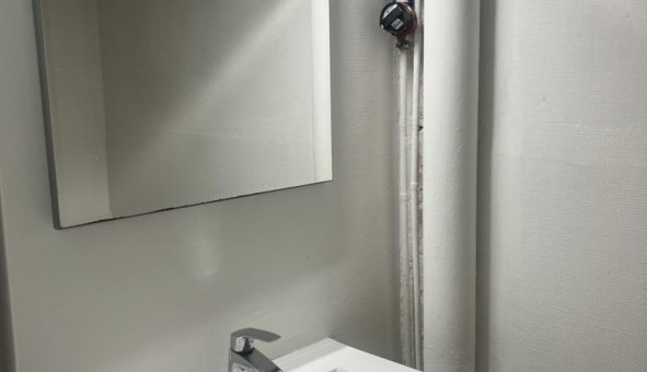 Logement tudiant Studio à L'Ha les Roses (94240)
