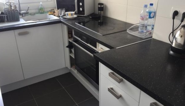 Logement tudiant Studio à L'Ha les Roses (94240)