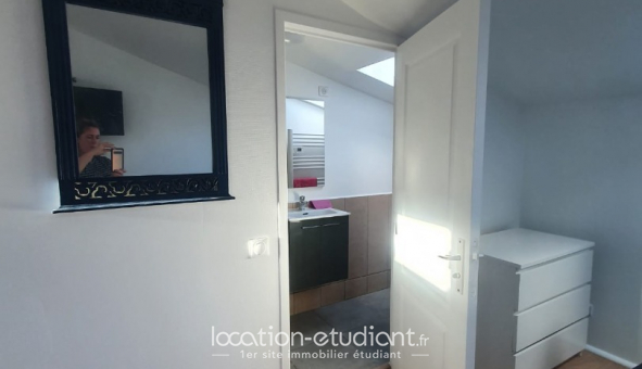 Logement �tudiant Studio &agrave; L'Ha� les Roses (94240)