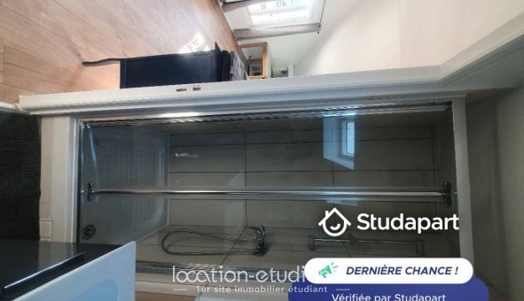 Logement �tudiant Studio &agrave; L'Ha� les Roses (94240)