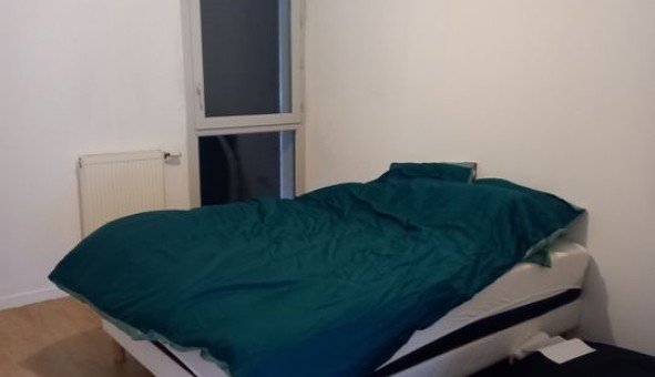 Logement �tudiant Studio &agrave; L'Ha� les Roses (94240)