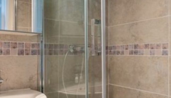 Logement �tudiant Studio &agrave; L'Ha� les Roses (94240)