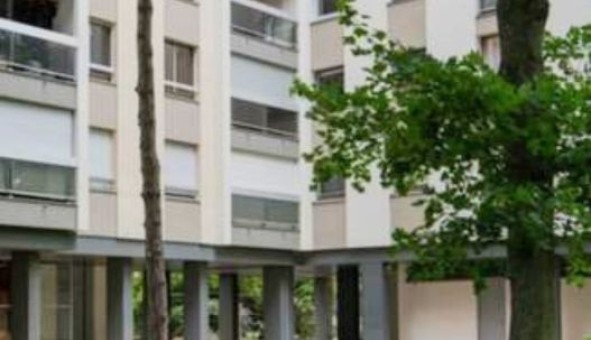 Logement �tudiant Studio &agrave; L'Ha� les Roses (94240)