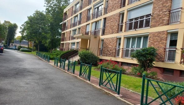 Logement tudiant Studio à L'Isle Adam (95290)