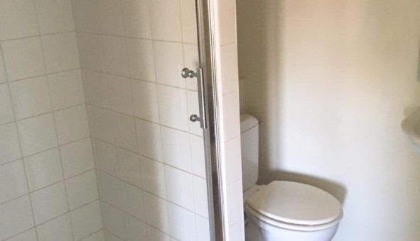 Logement tudiant Studio à L'Isle sur la Sorgue (84800)