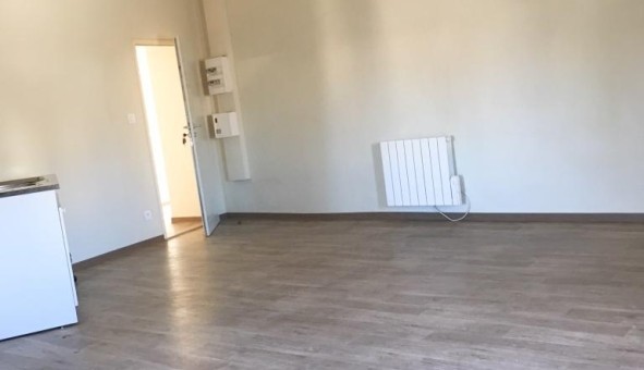 Logement tudiant Studio à L'Isle sur la Sorgue (84800)