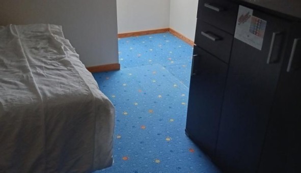Logement �tudiant Studio &agrave; La Capelle (02260)