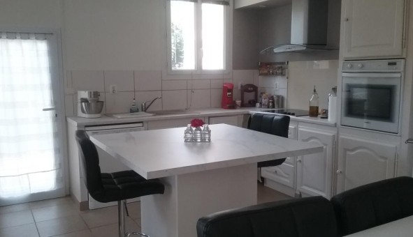 Logement tudiant Location Studio Vide La Celle Saint Cloud (78170)
