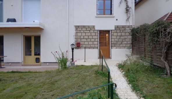 Logement �tudiant Studio &agrave; La Celle Saint Cloud (78170)