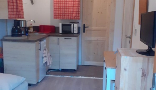 Logement tudiant Location Studio Vide La Chapelle Saint Maurice (74410)