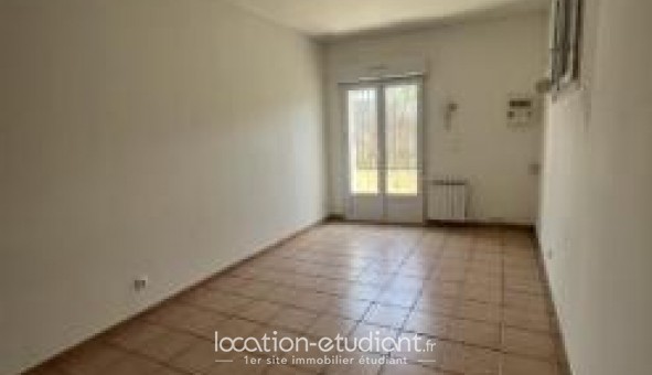 Logement tudiant Studio à La Chapelle en Serval (60520)