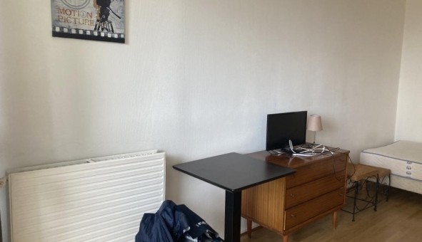 Logement tudiant Studio à La Charme (71100)