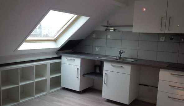 Logement tudiant Location Studio Vide La Charme (71100)