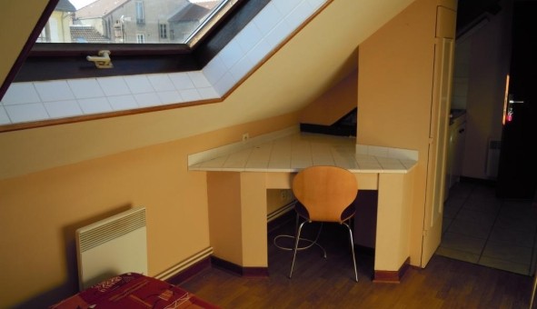 Logement tudiant Studio à La Charme (71100)