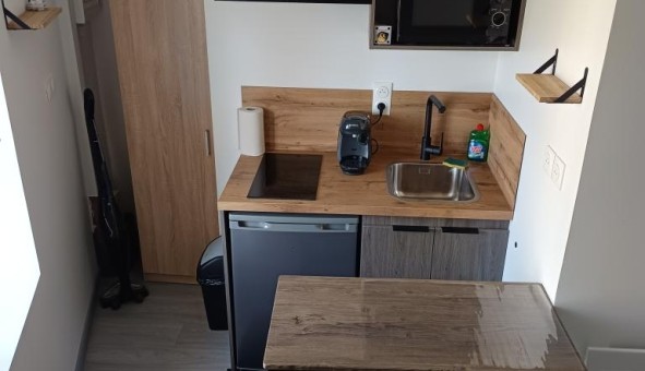 Logement tudiant Location Studio Vide La Charme (71100)