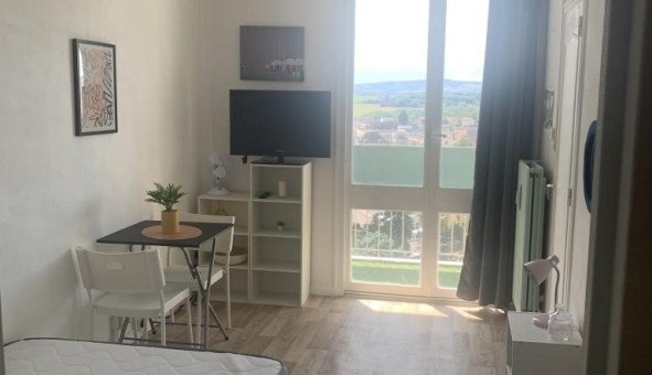 Logement �tudiant Studio &agrave; La Charm�e (71100)