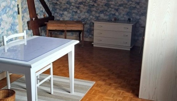 Logement �tudiant Studio &agrave; La Chauss�e Saint Victor (41260)