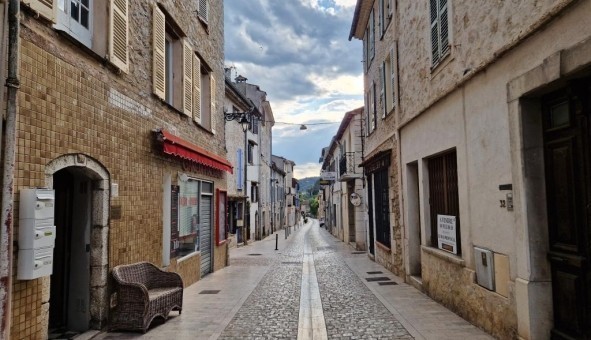 Logement tudiant Studio à La Colle sur Loup (06480)