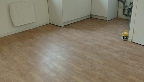 Logement étudiant Location Studio Vide La Courneuve (93120)
