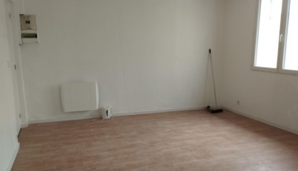 Logement tudiant Studio à La Courneuve (93120)