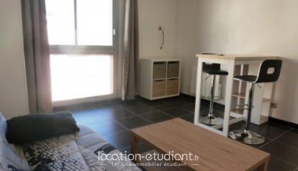 Logement tudiant Studio à La Fert Bernard (72400)