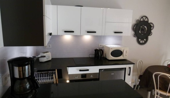 Logement tudiant Studio à La Rochelle (17000)