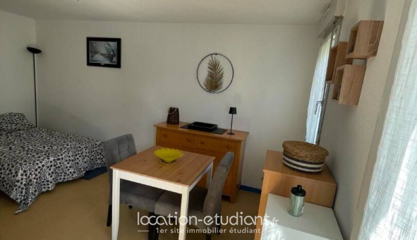 Logement étudiant Location Studio Meublé La Rochelle (17000)