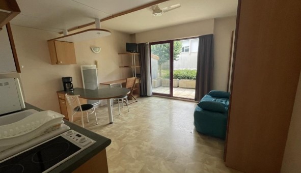 Logement tudiant Location Studio Vide La Rochelle (17000)
