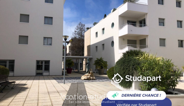 Logement tudiant Location Studio Meublé La Rochelle (17000)