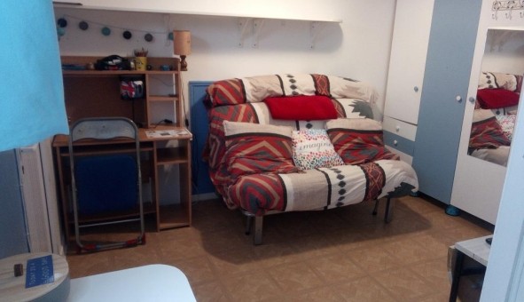 Logement tudiant Location Studio Vide La Rochelle (17000)