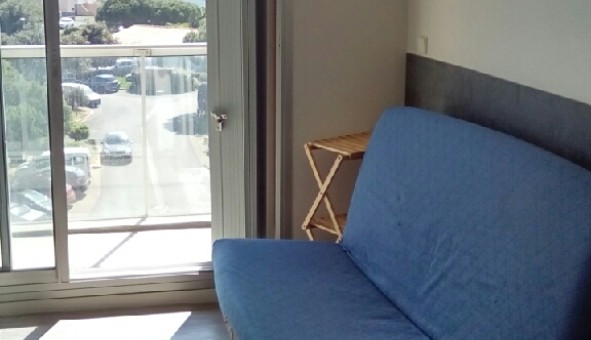 Logement tudiant Location Studio Vide La Rochelle (17000)