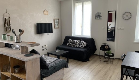 Logement tudiant Studio à La Seyne sur Mer (83500)