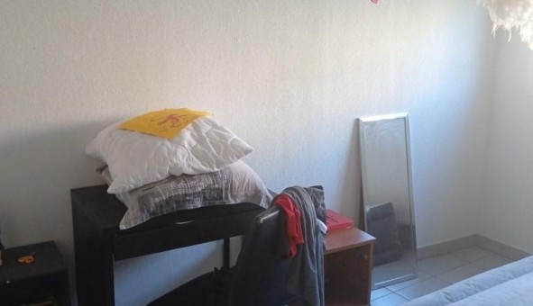 Logement tudiant Studio à La Seyne sur Mer (83500)