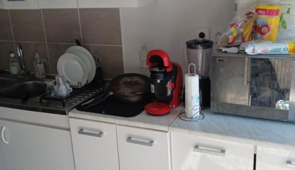 Logement tudiant Studio à La Seyne sur Mer (83500)