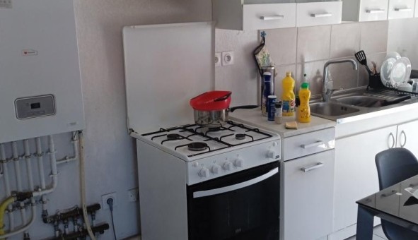 Logement tudiant Studio à La Seyne sur Mer (83500)