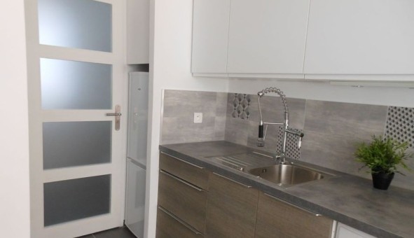 Logement �tudiant Location Studio Vide La Seyne sur Mer (83500)