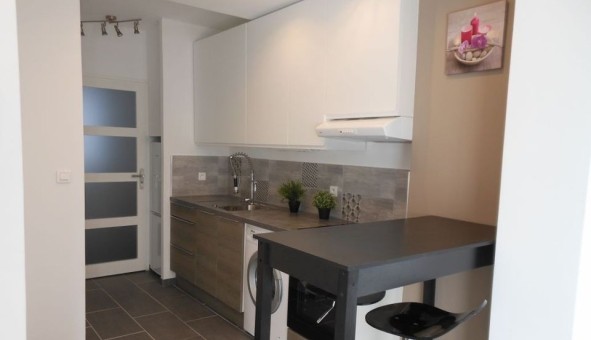 Logement �tudiant Studio &agrave; La Seyne sur Mer (83500)